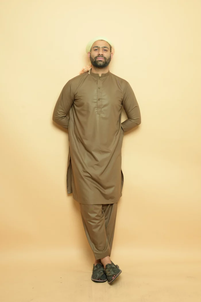 brown kameez shalwar by baraqah